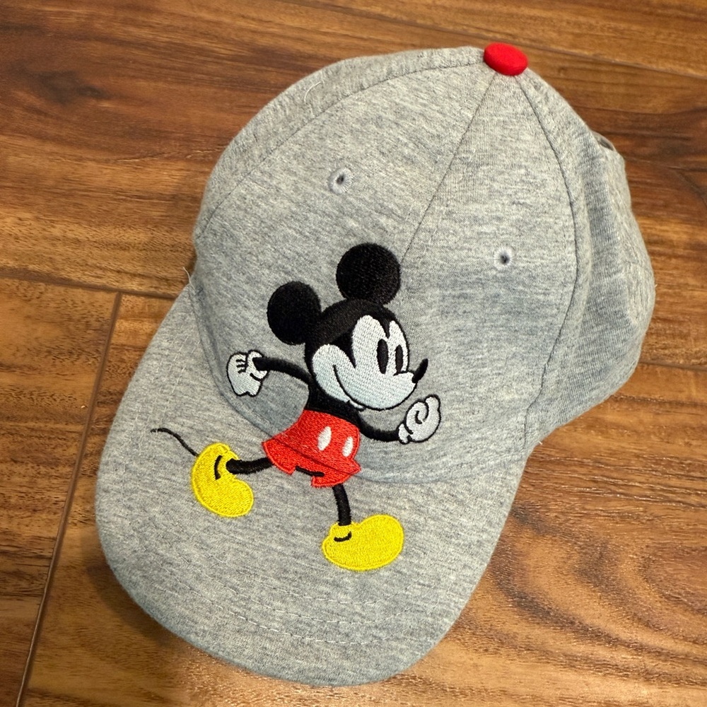 Toddler Disney Mickey Mouse gray baseball hat